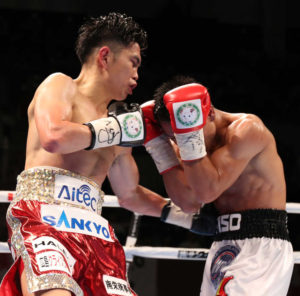 井岡一翔VSスタンプ・キャットニワット